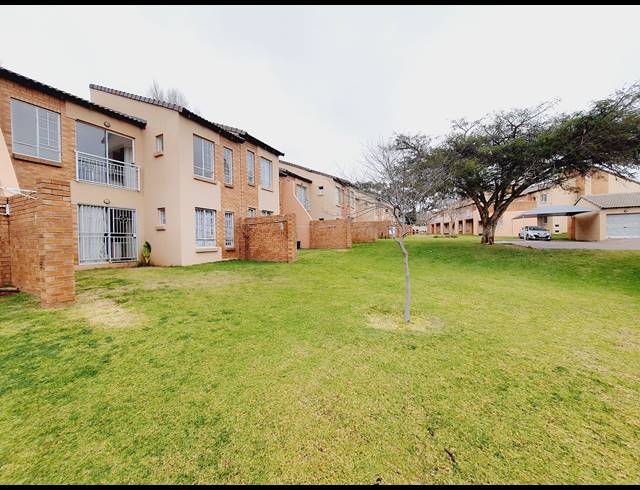 2 BEDROOM APARTMENT TO LET IN NOORDWYK